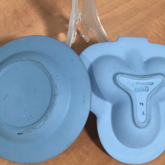 2 small wedgewood jasperware trays - Picture 8 of 8